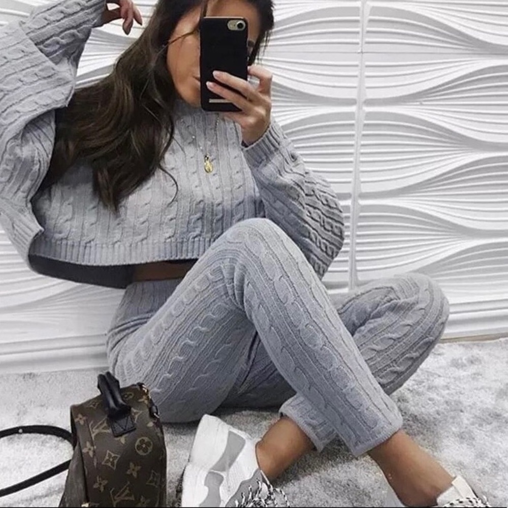 Two piece set